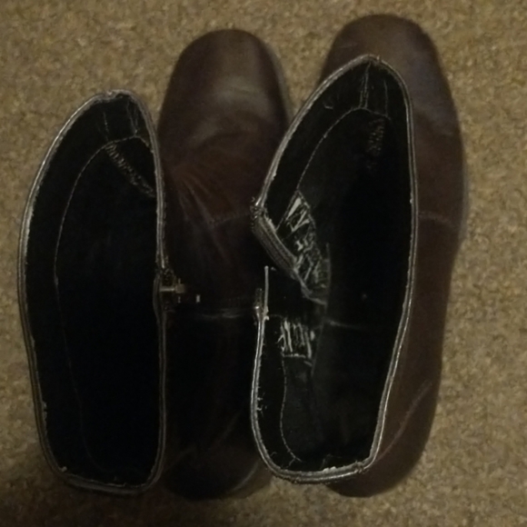 Bandolino NOVEMBRE Leather High Heeled Ankle Booties Fall Fashion Block Heels - Picture 7 of 15